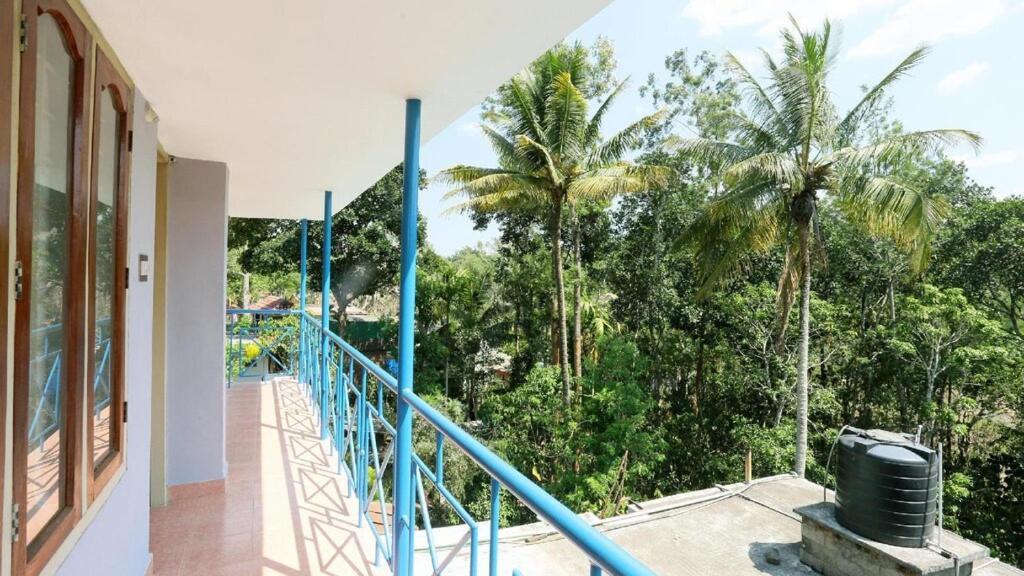 Hill Green Home Stay טקאדי מראה חיצוני תמונה