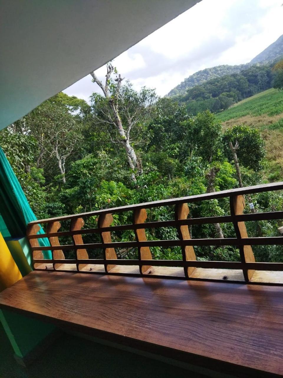 Hill Green Home Stay טקאדי מראה חיצוני תמונה